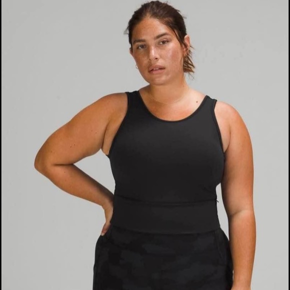 Lululemon Power Pivot tank *Everlux - Picture 2 of 2